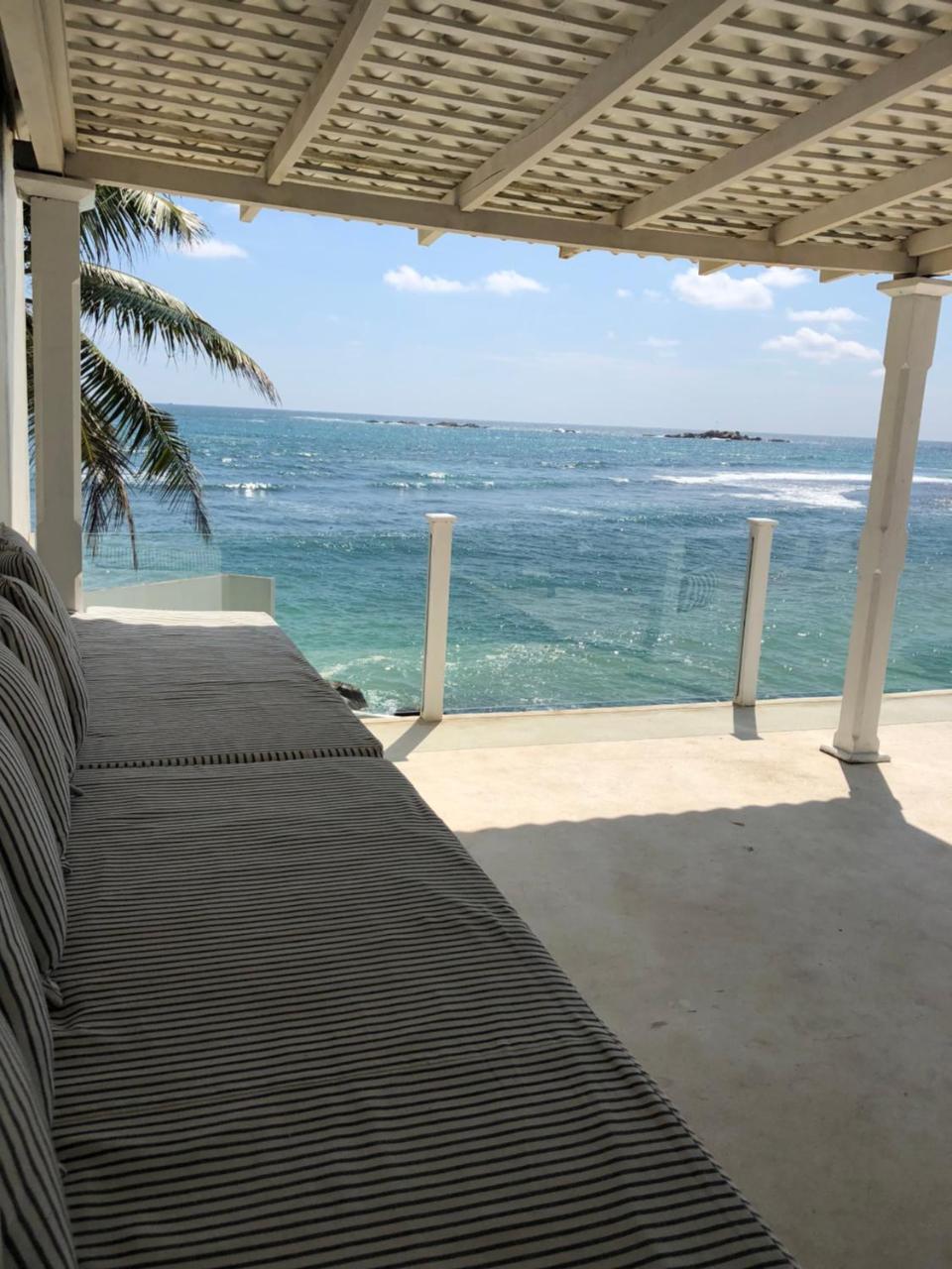 Galle Henna Beach House Унаватуна Екстер'єр фото